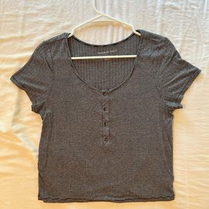 EUC AMERICAN EAGLE CROPPED BABY T-SHIRT